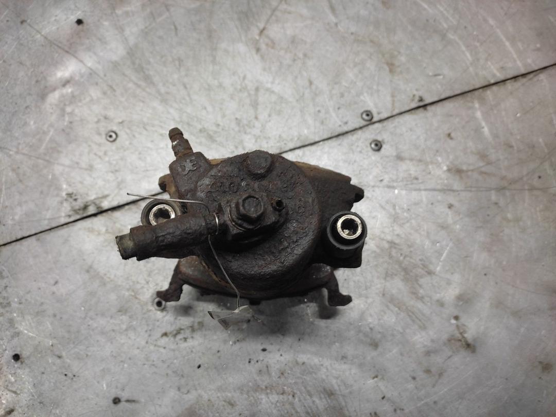 Суппорт передний левый VGNFQ8 Audi A3 - Фото 2