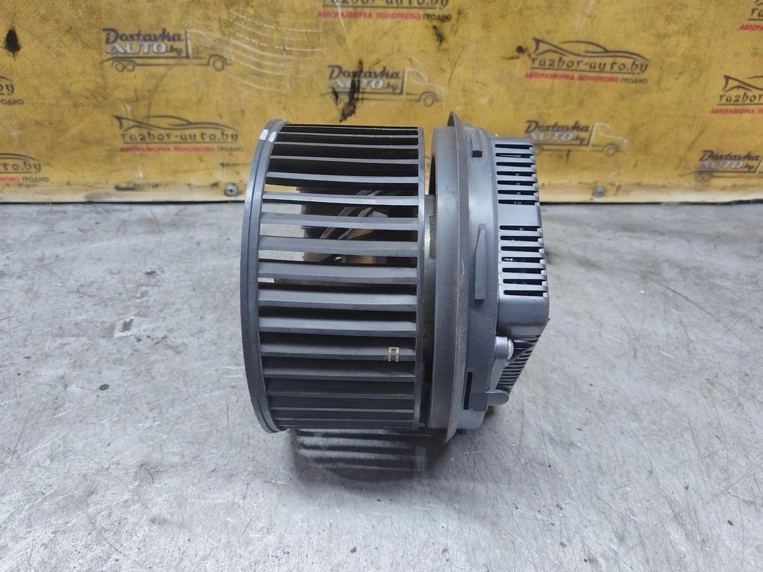 Моторчик печки KXJ9XR Volvo S40 купить с доставкой