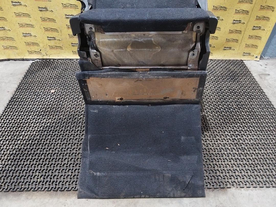 Сиденье третий ряд INERJI Mitsubishi Grandis undefined