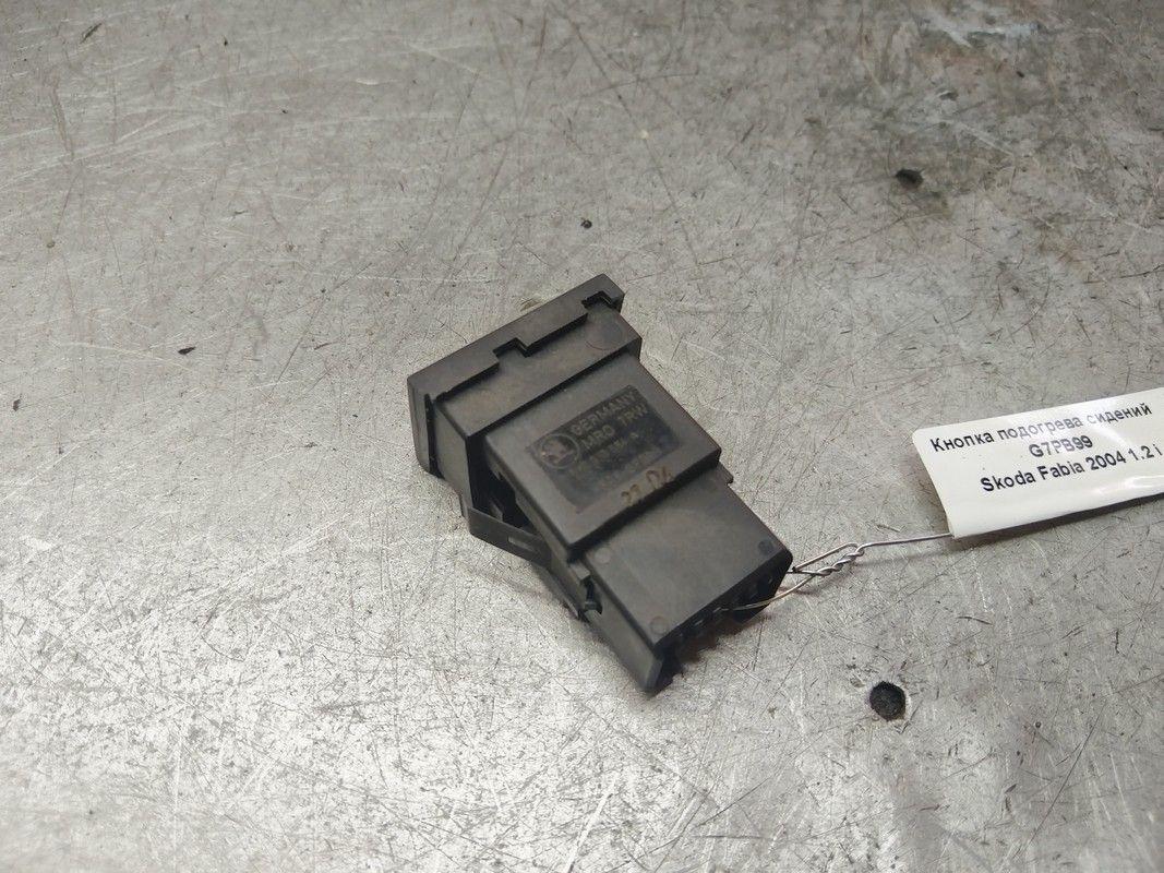 Кнопка подогрева сидений G7PB99 Skoda Fabia купить с доставкой