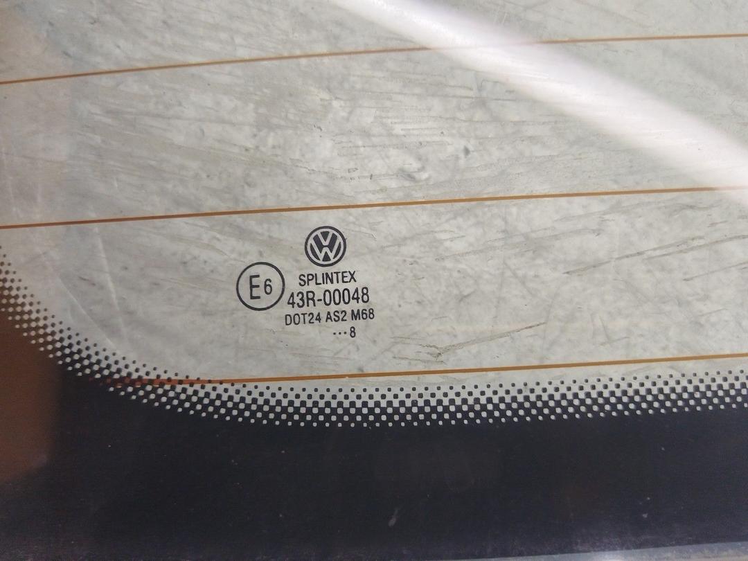 Стекло двери задней левой BLRNI0 Volkswagen Caddy купить