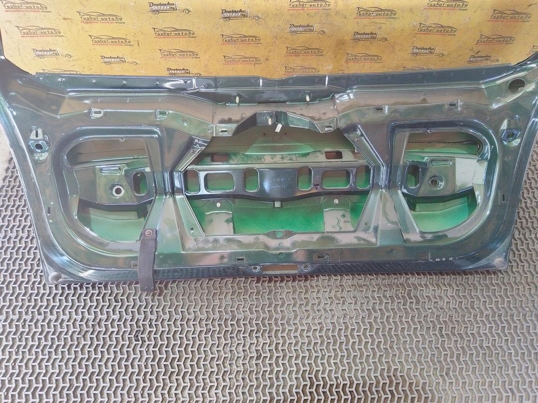 Крышка багажника (дверь 3-5) LTQ4EA Skoda Fabia undefined
