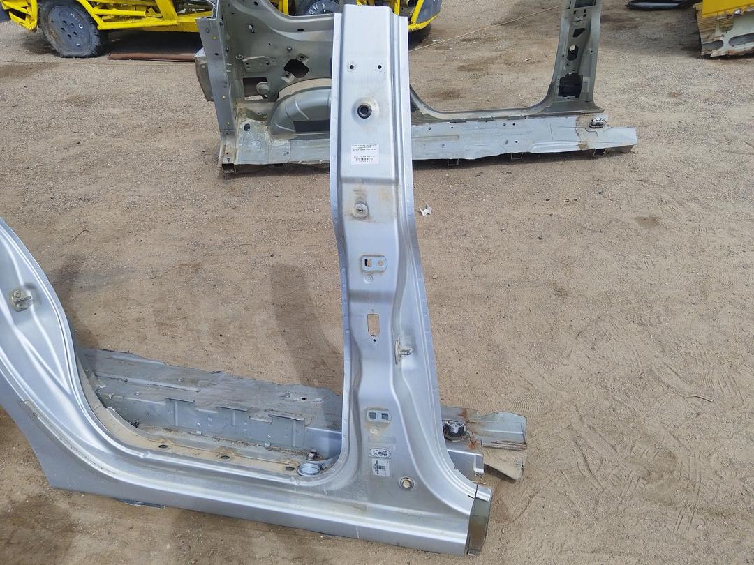 Стойка кузовная центральная правая 5TADUM Renault Espace - Фото 1