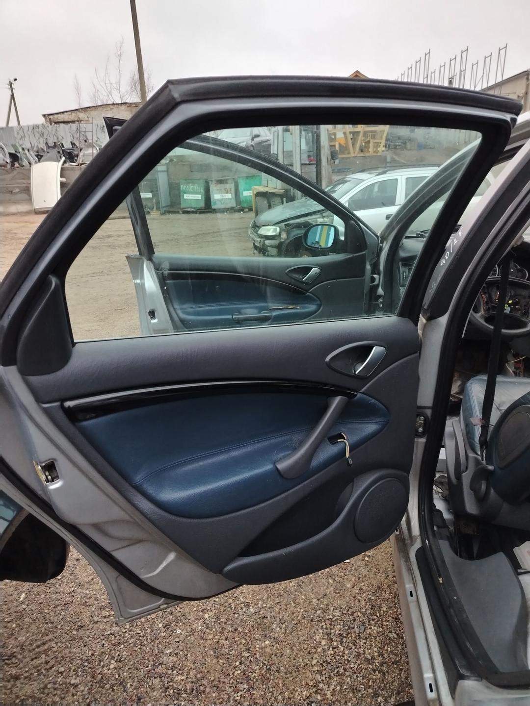 Петля двери задней левой 9G4Y6Y Citroen C5