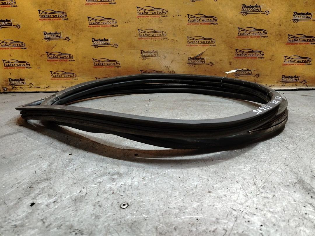 Уплотнитель двери передней правой TDB6D9 Peugeot 106 - Фото 2