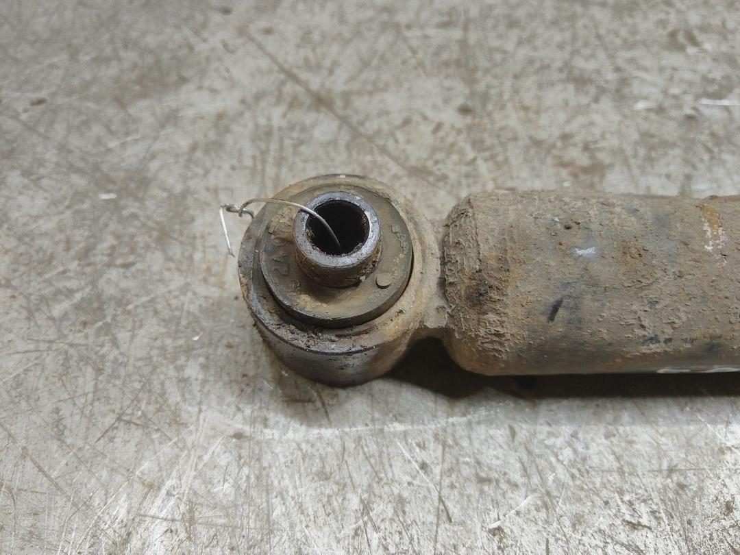 Амортизатор задний левый KYQFO8 Honda Accord - Фото 2