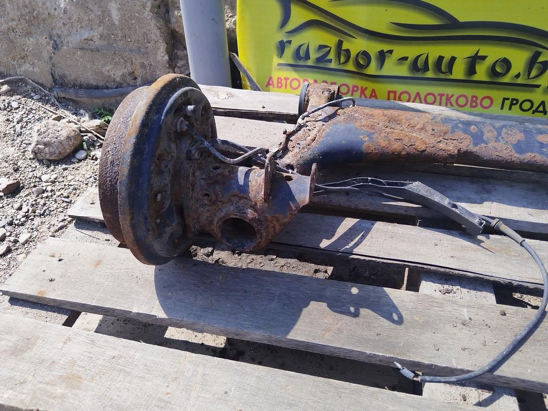 Балка подвески задняя UZQGF7 Volkswagen Polo undefined