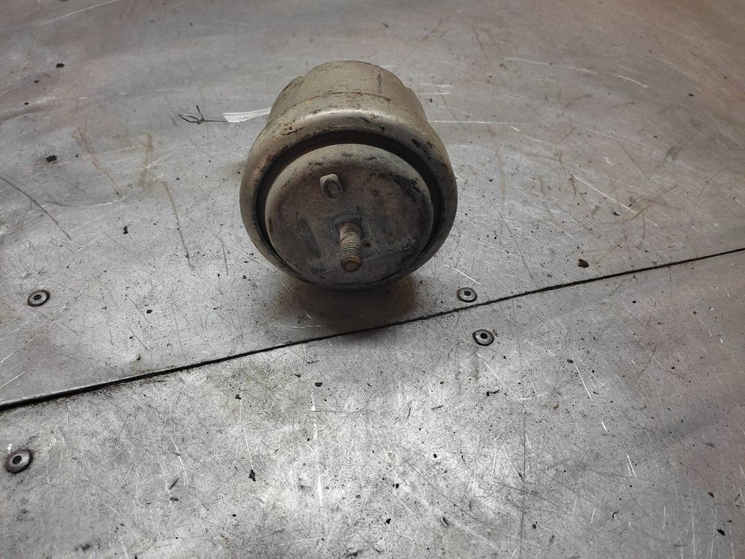 Подушка крепления двигателя Z5WDCO Opel Vectra