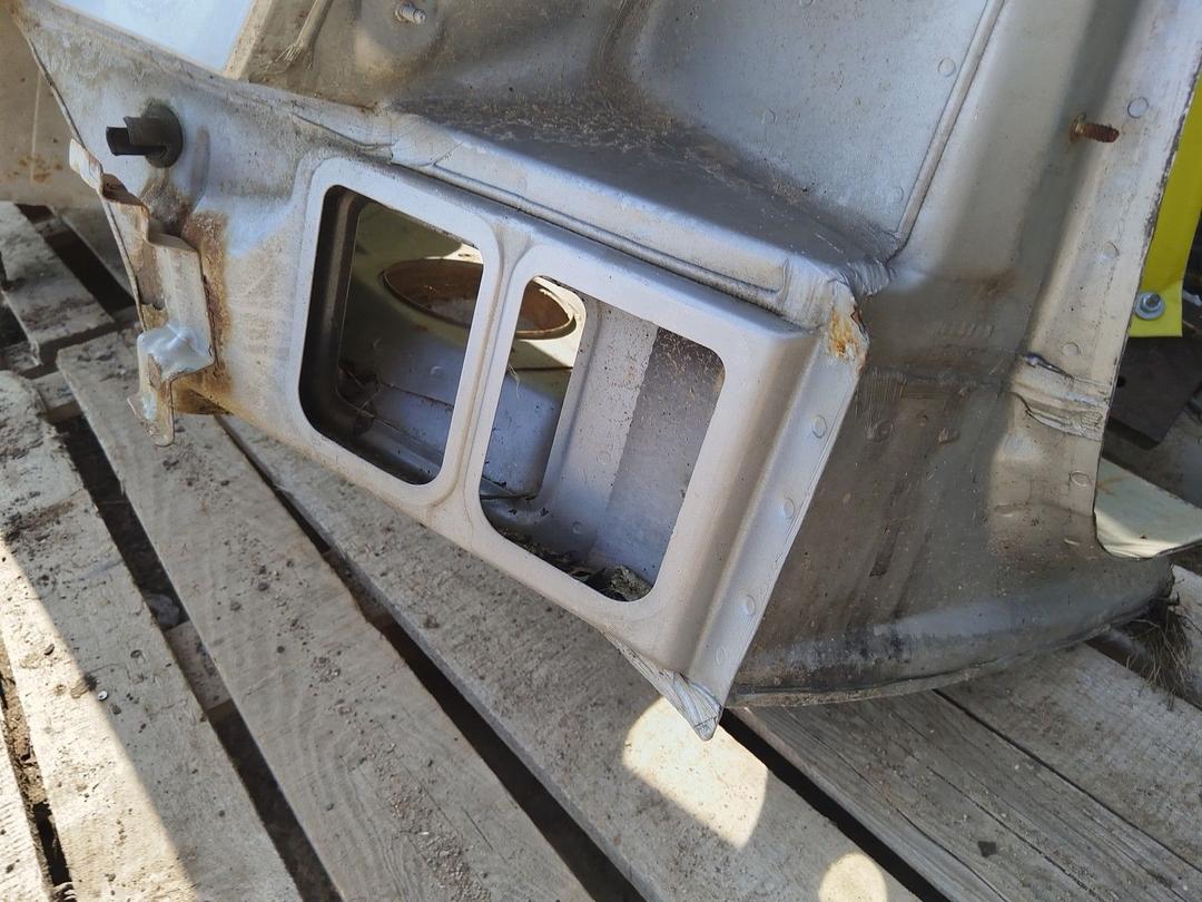 Крыло заднее левое L6O84M Mercedes ML W163 undefined