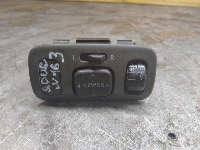 Кнопка корректора фар 0TF4N9 Toyota Yaris