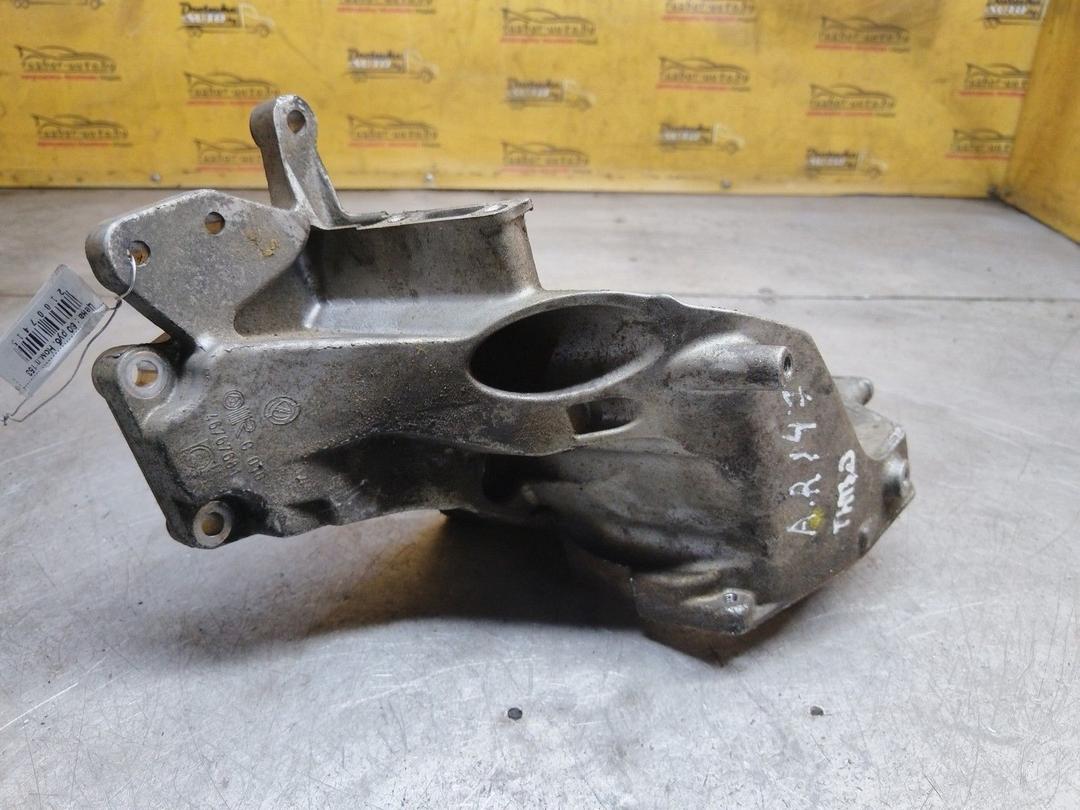 Крепление ТНВД 57ZYS3 Alfa Romeo 147 купить в магазине запчастей бу