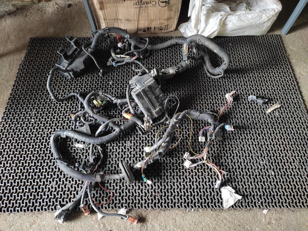 Проводка QOK8UK Nissan Almera Tino