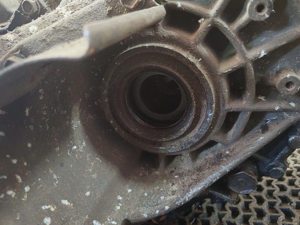 КПП механическая (МКПП) 5-ступенчатая 7YIGHR Toyota Corolla - Фото 7