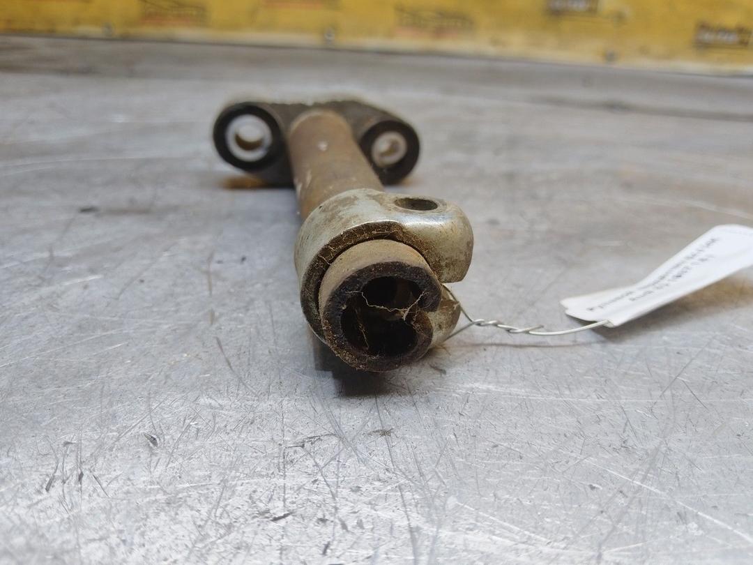 Рулевой карданчик 64454K Audi 80 купить с доставкой