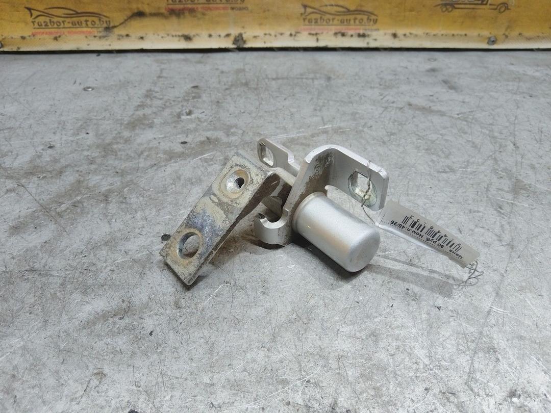 Петля двери задней левой 36CF2U Ford Galaxy купить в магазине запчастей бу