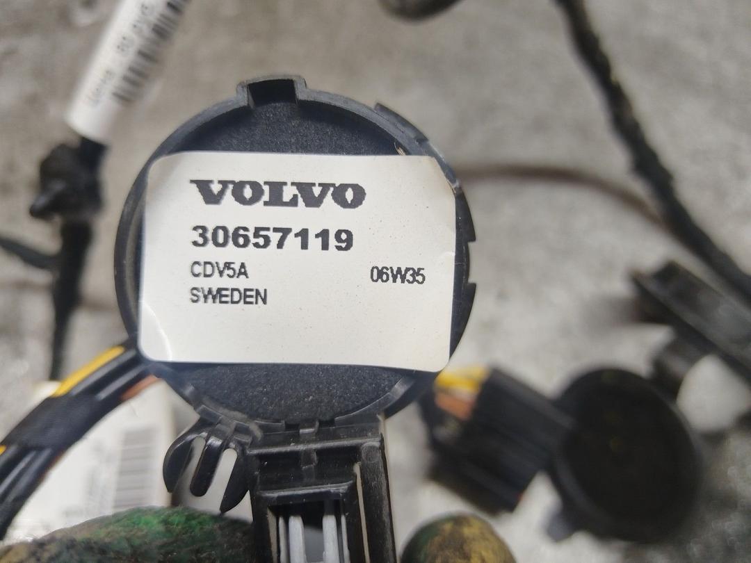 Проводка двери задней правой MLI5D8 Volvo S40 undefined