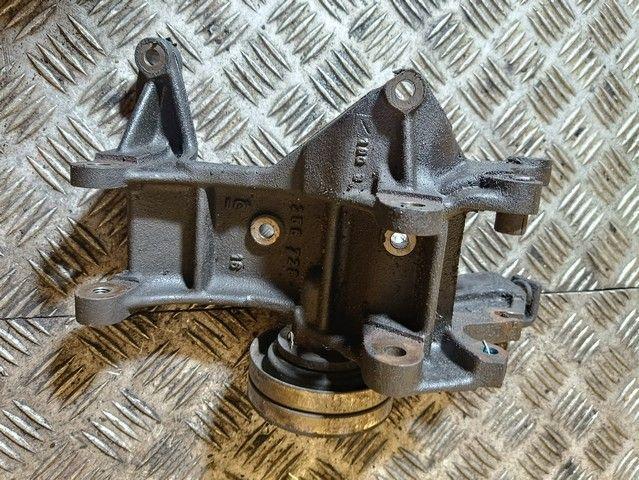 Кронштейн генератора XX1P7X Peugeot 406 - Фото 1