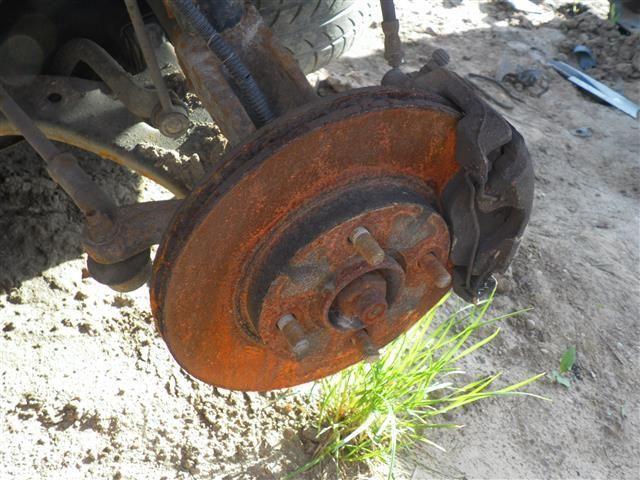Кулак поворотный правый 398431 Ford Fusion