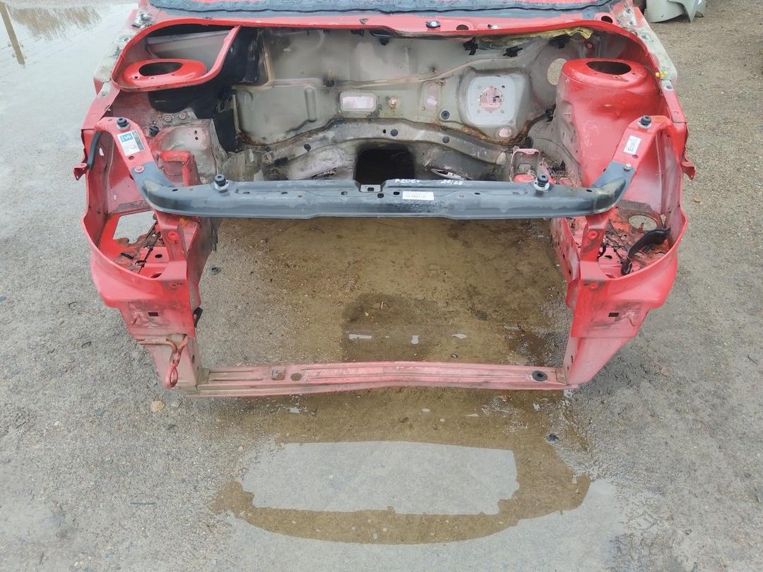 Передняя панель крепления облицовки (телевизор) YOC3JO Peugeot 206