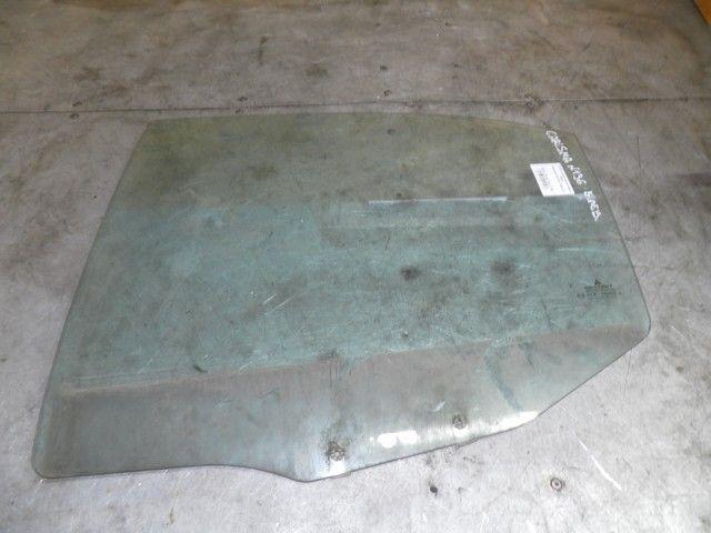 Стекло двери задней левой VI6IK9 Mitsubishi Carisma