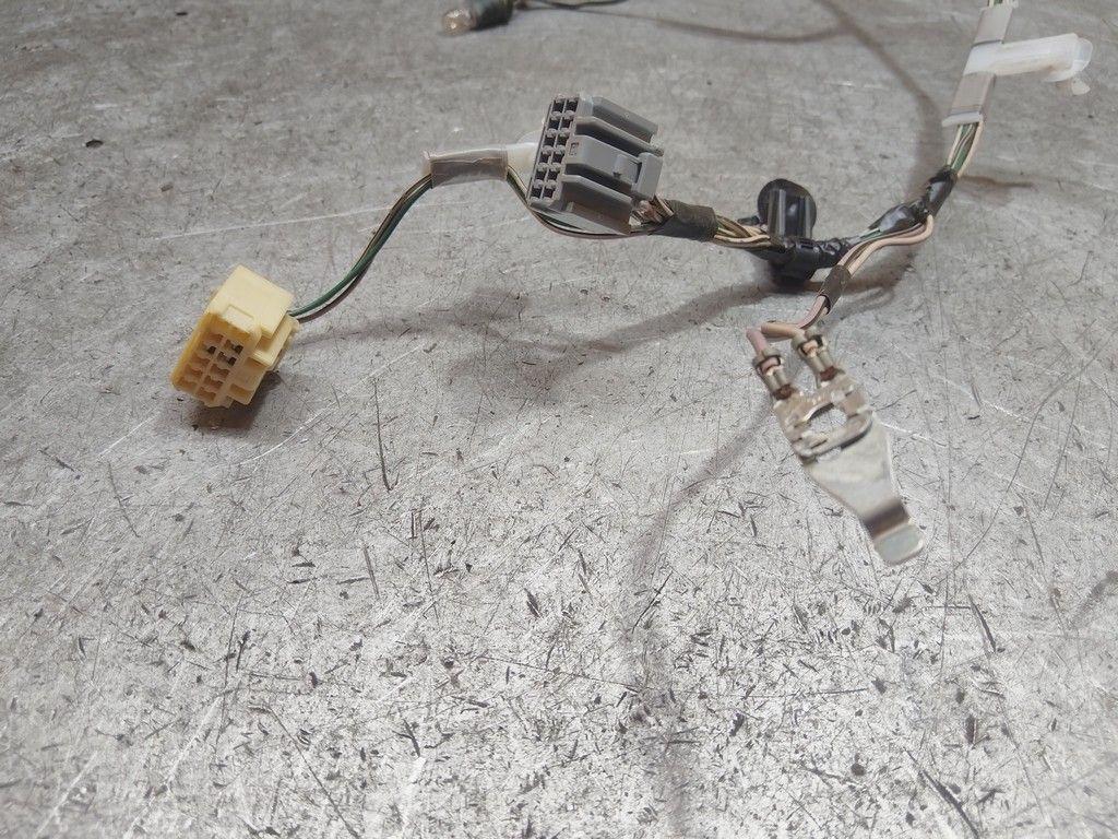 Проводка крышки багажника DEOM4S Toyota Corolla Verso - Фото 4