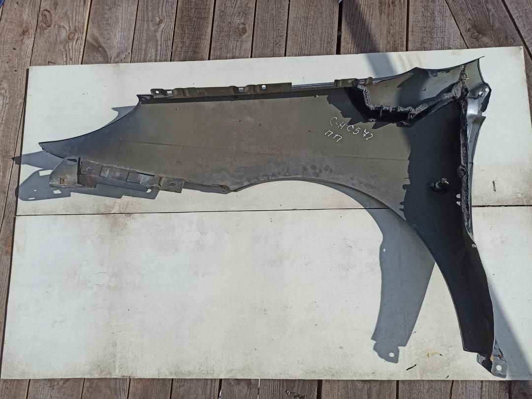 Крыло переднее правое 42TSU5 Citroen C5 купить