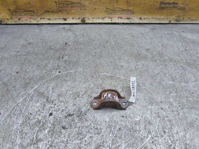 Крепление втулки стабилизатора P2T3MG Honda FR-V - Фото 1