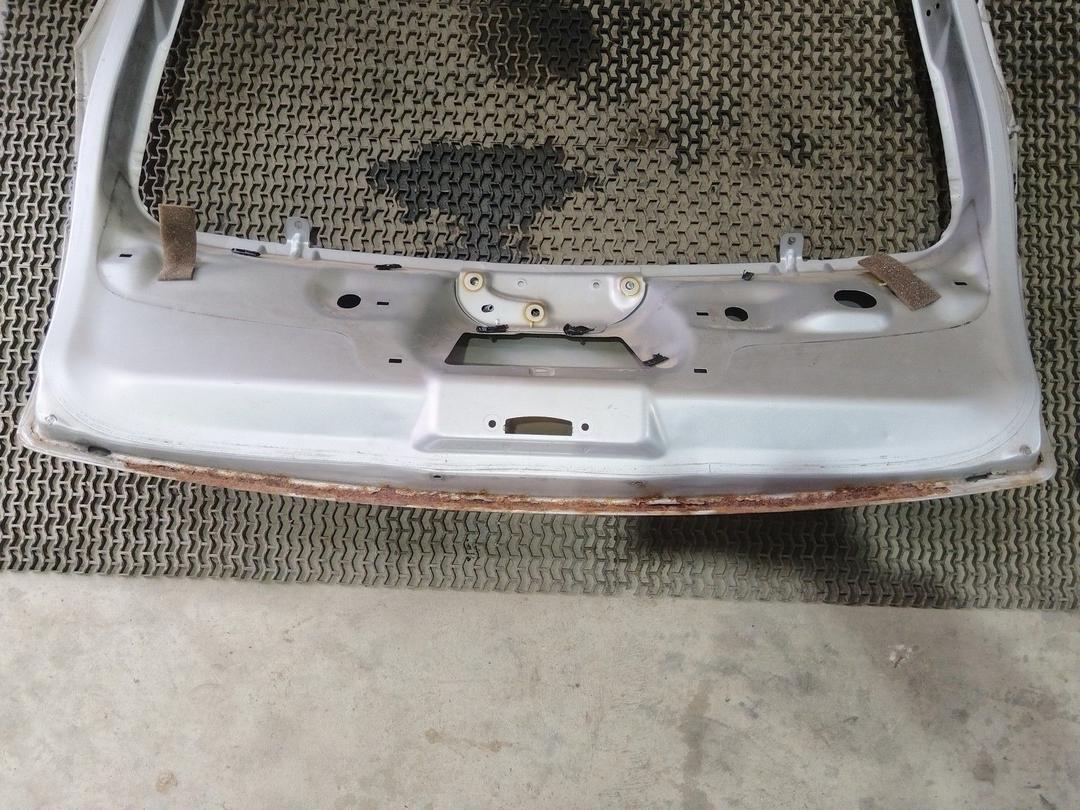 Крышка багажника (дверь 3-5) Q2U064 Citroen C3 undefined