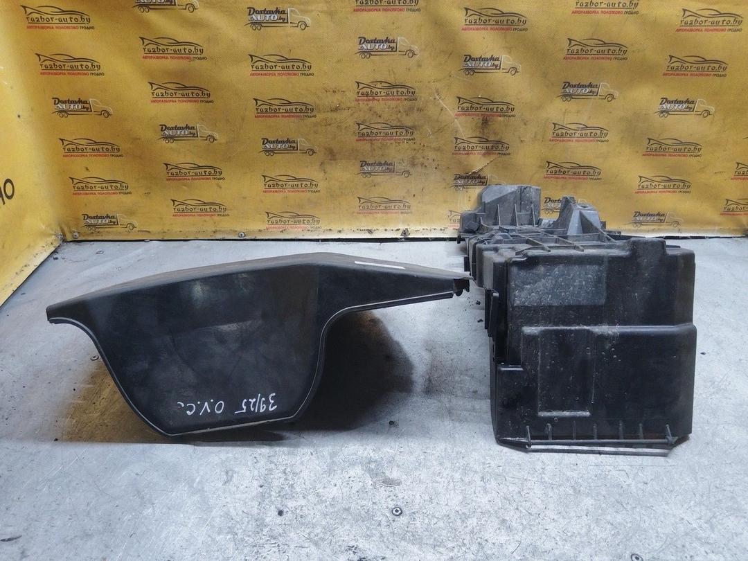 Кожух аккумулятора 9BM2XM Opel Vectra купить