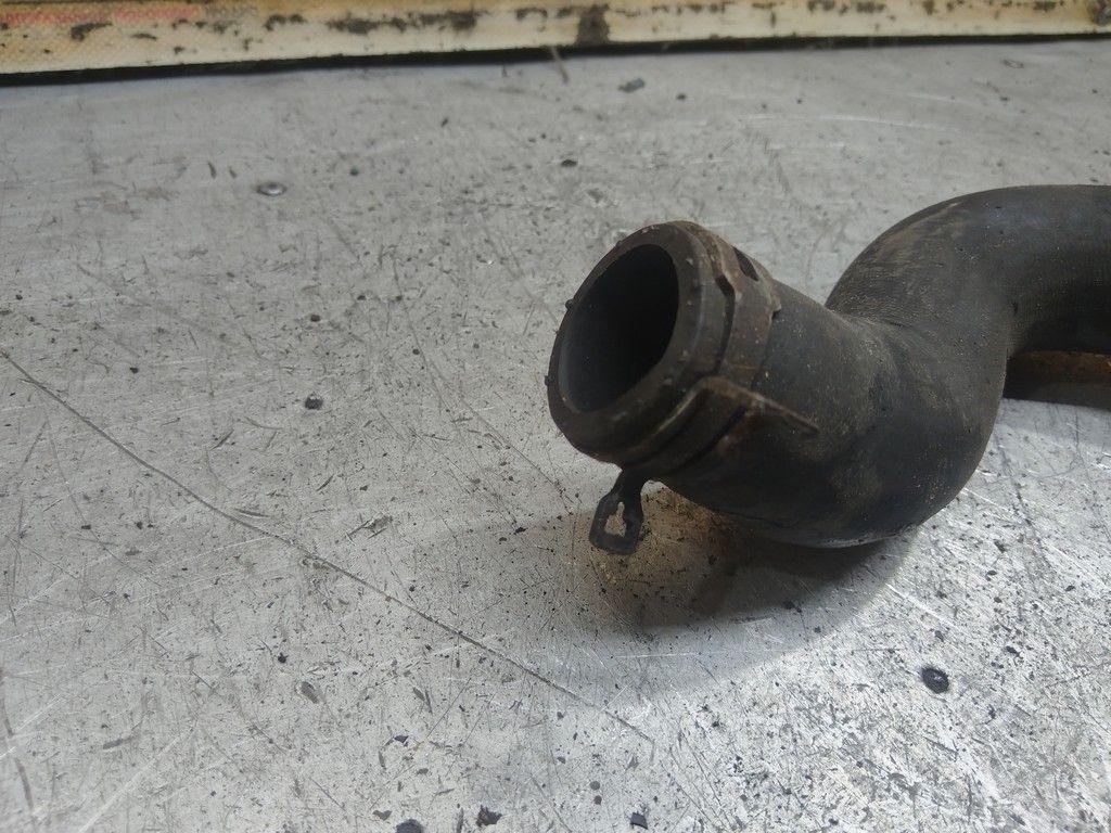 Патрубок радиатора 6DHQ2X Toyota Corolla Verso - Фото 2