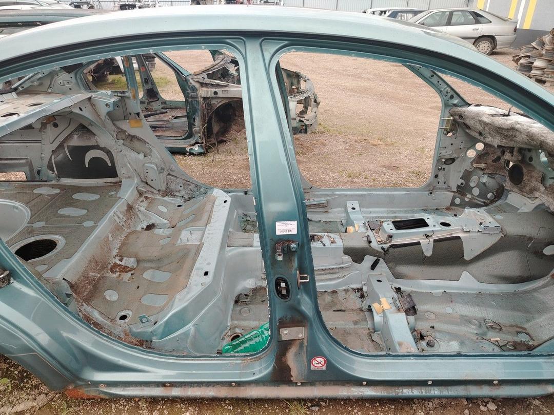 Стойка кузовная центральная правая W4YF6L Volkswagen Passat - Фото 1