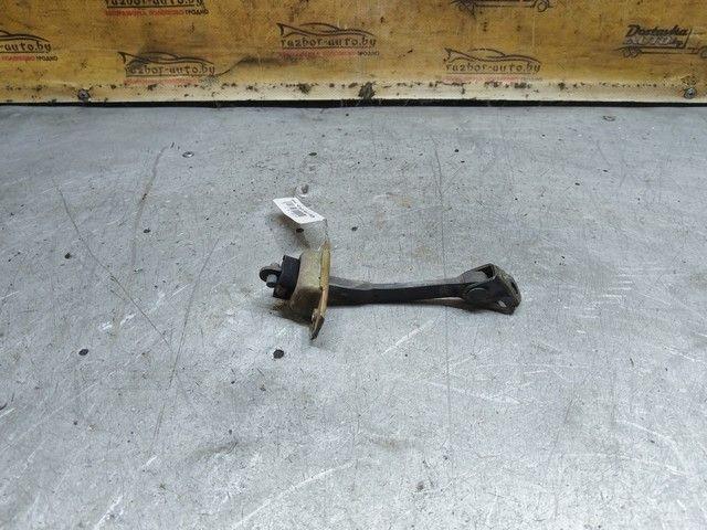 Ограничитель открывания двери задней 33ZW25 Toyota Corolla купить