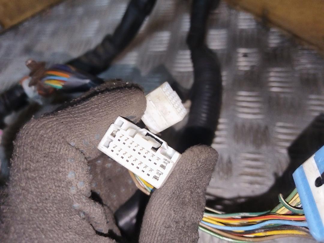 Проводка двигателя OIXDX9 Toyota Avensis купить в магазине запчастей бу