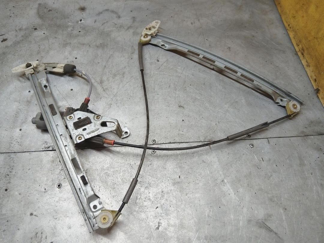 Стеклоподъемник электрический передний правый O9W0X0 Peugeot 206 купить с доставкой