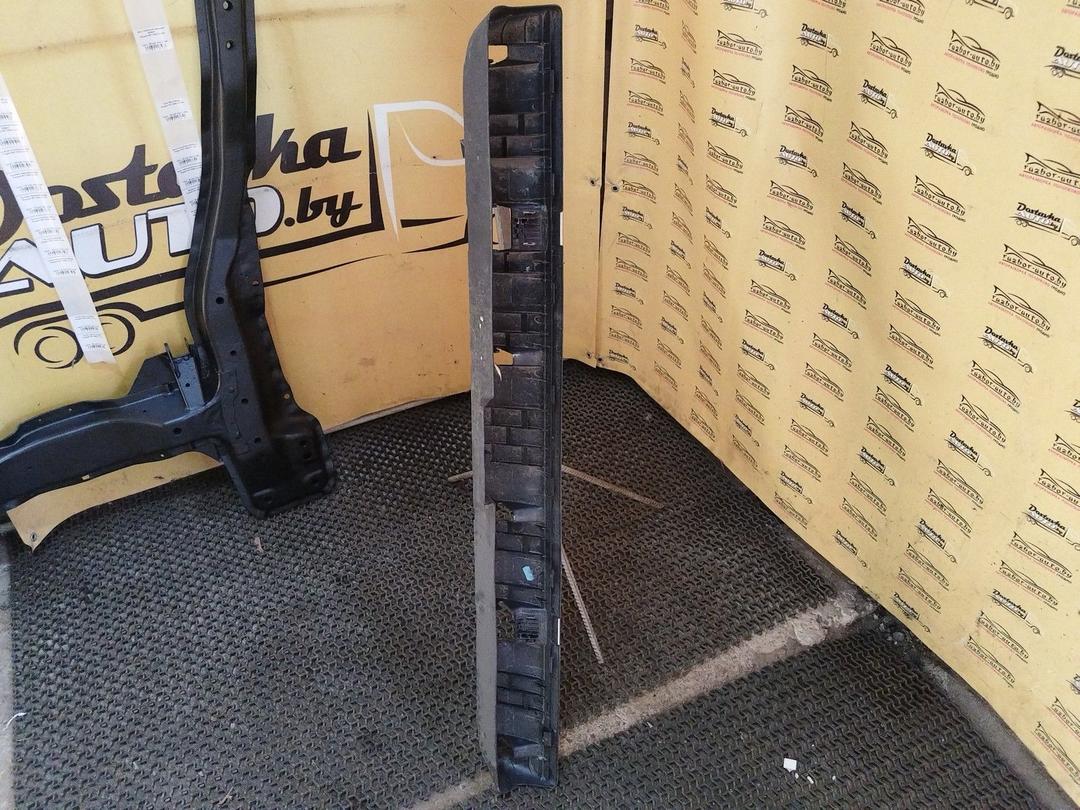 Накладка замка багажника HATQVG Renault Grand Scenic купить в магазине запчастей бу