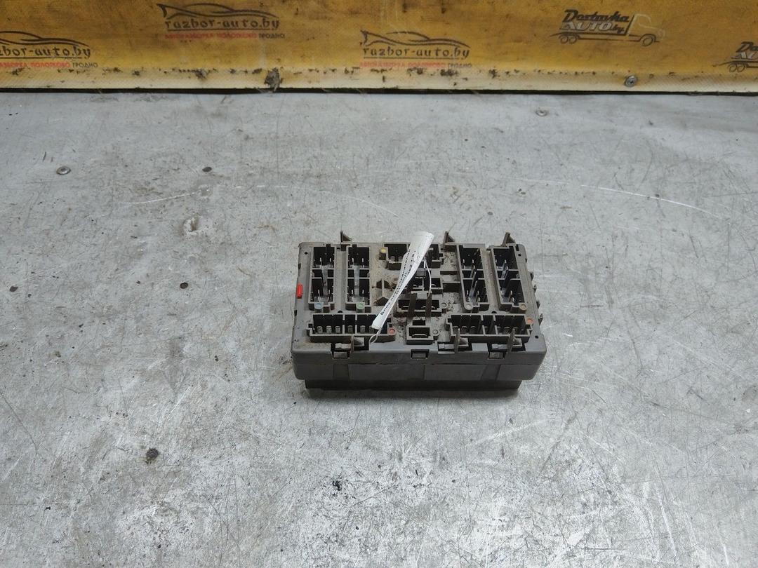 Блок предохранителей D1VOUL Peugeot 405 купить с доставкой