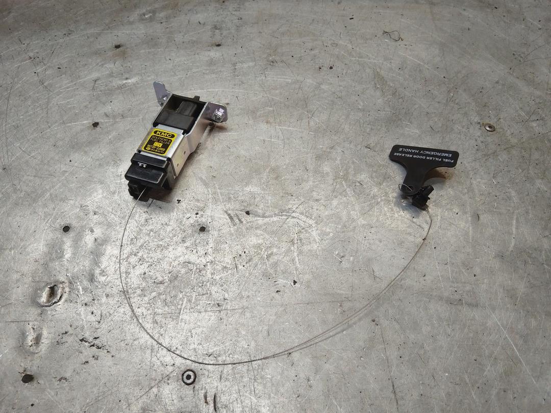 Активатор замка крышки топливного бака OQ1W62 Kia Sorento