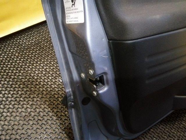 Дверь передняя левая S1RO7Q Opel Zafira купить с доставкой