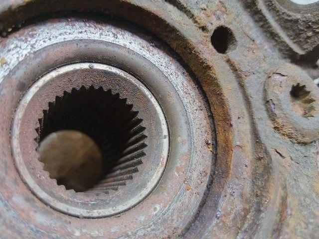 Кулак поворотный левый 0G7EEL Volkswagen Golf купить в магазине запчастей бу