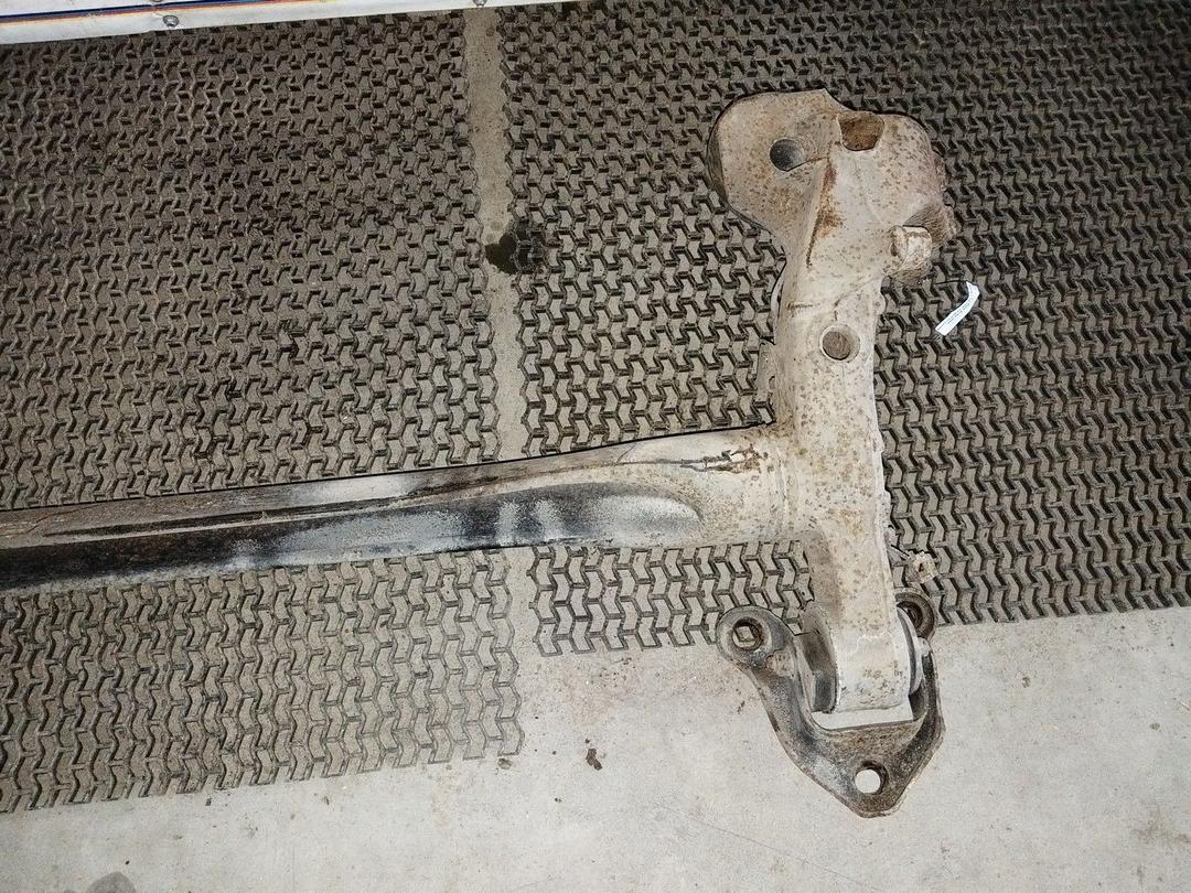 Балка подвески задняя I5EJPS Opel Astra undefined