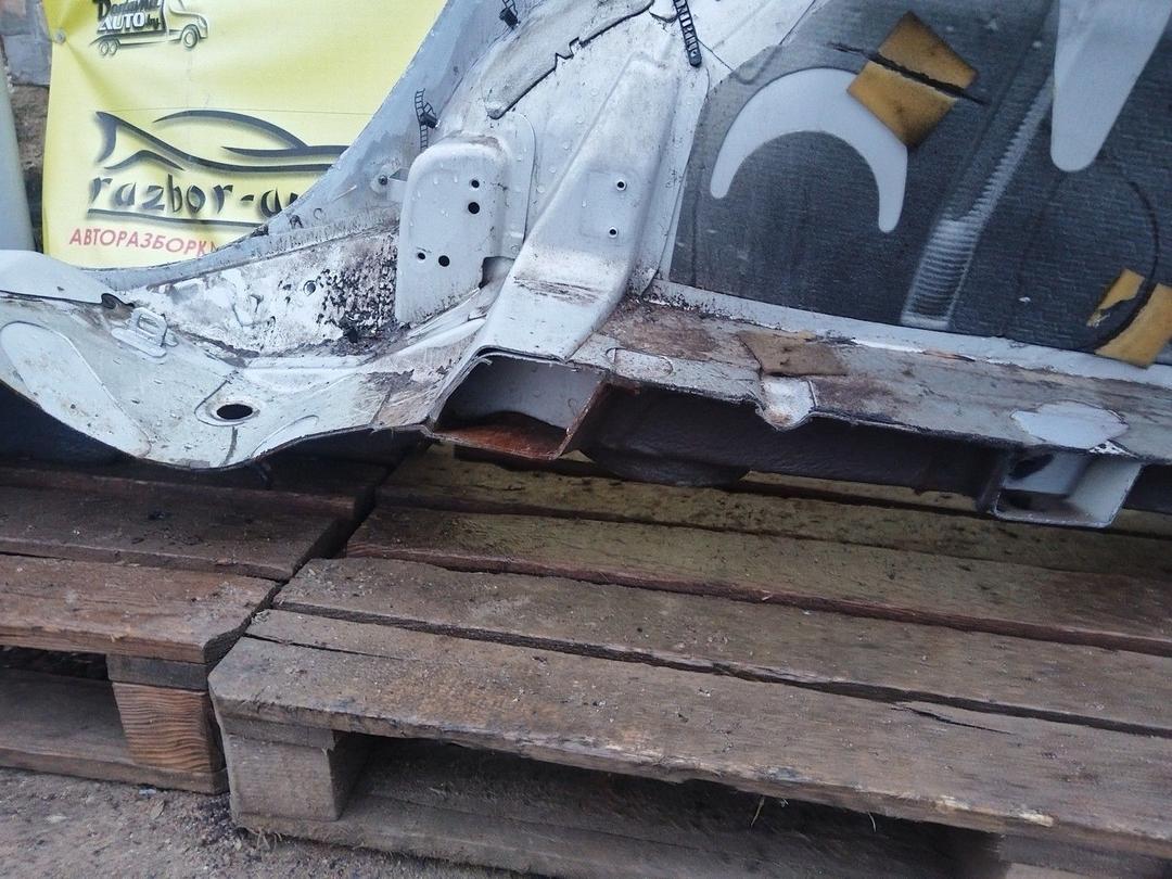 Крыло заднее правое BM817Y Volkswagen Passat undefined