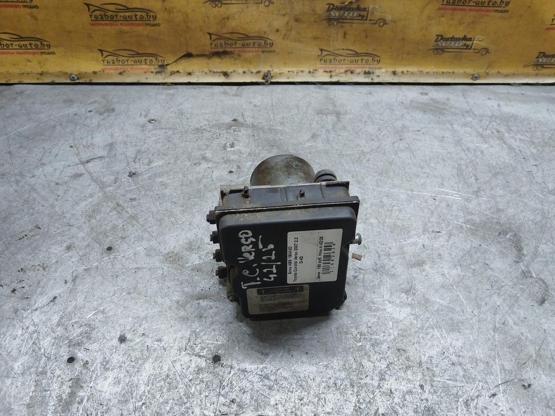 Блок ABS 1B0A3D Toyota Corolla Verso - Фото 3