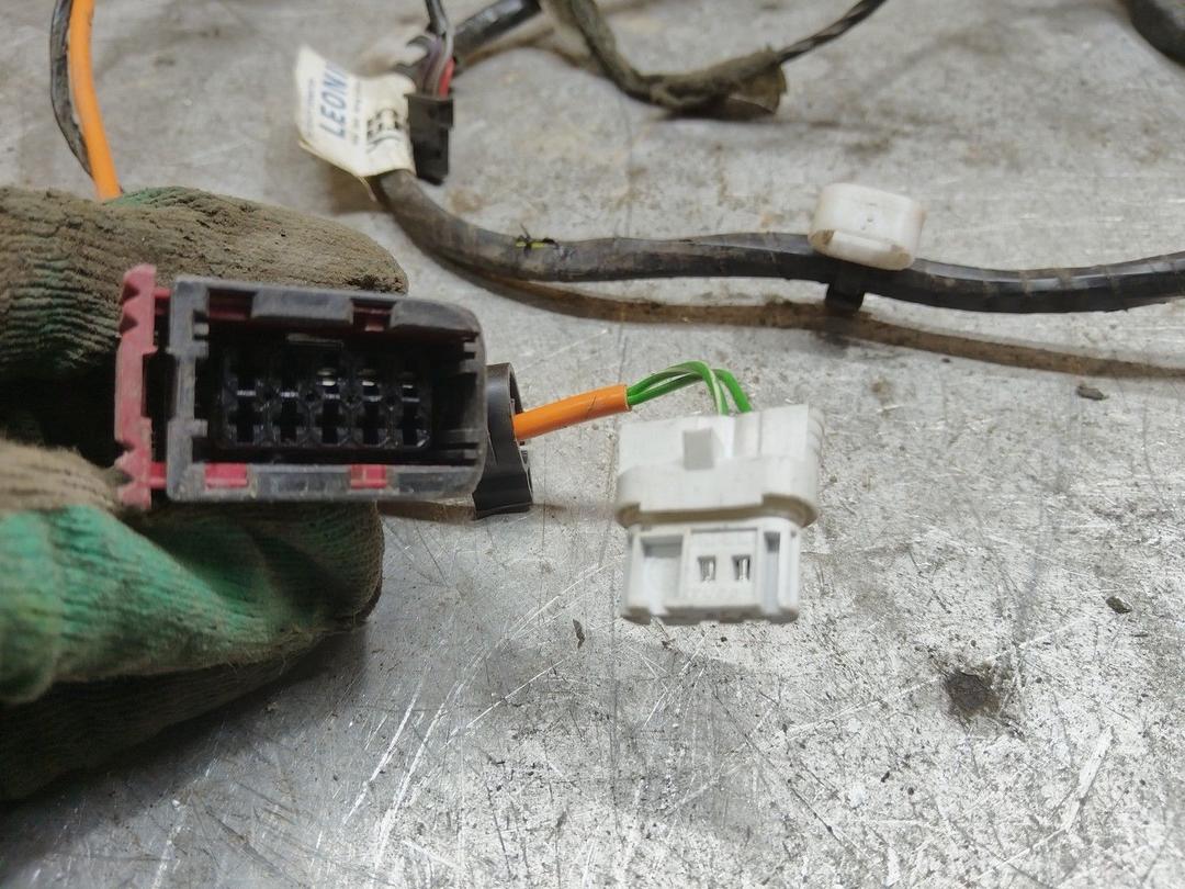 Проводка двери передней правой KR010Z Opel Zafira купить в магазине запчастей бу