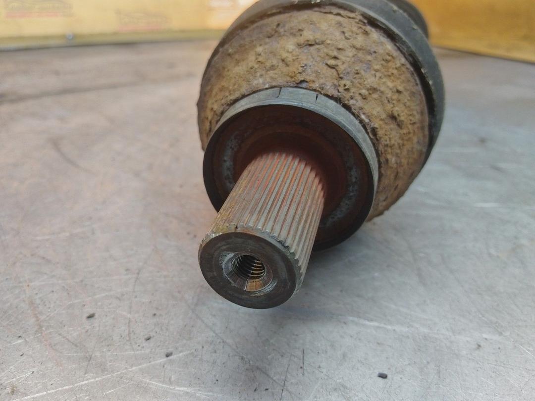 Полуось передняя левая (приводной вал, ШРУС) 94ZOG5 Volvo XC70 купить