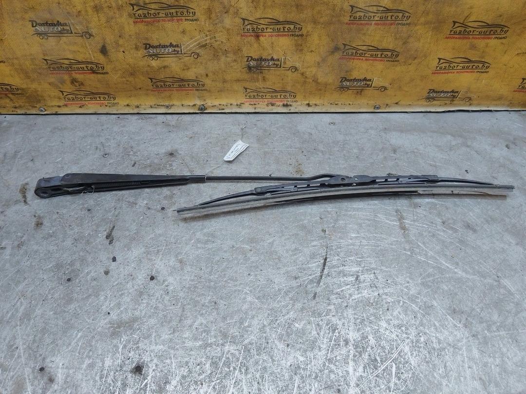 Щеткодержатель (поводок стеклоочистителя, дворник) F7641T Ford Escort купить