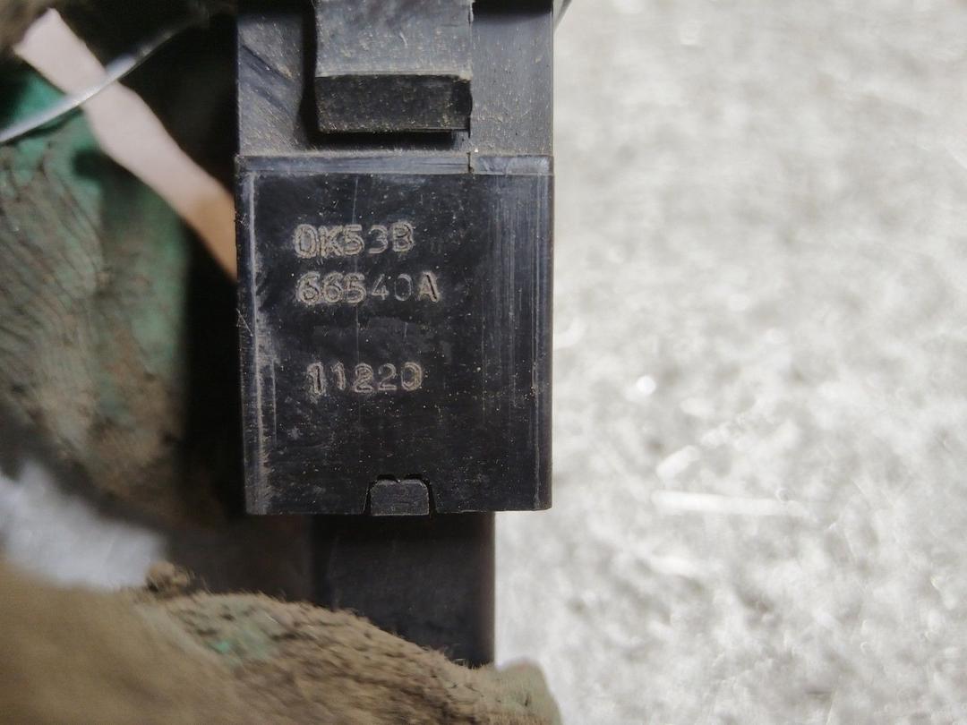 Кнопка (выключатель) 3KC9QV Kia Carnival купить в магазине запчастей бу