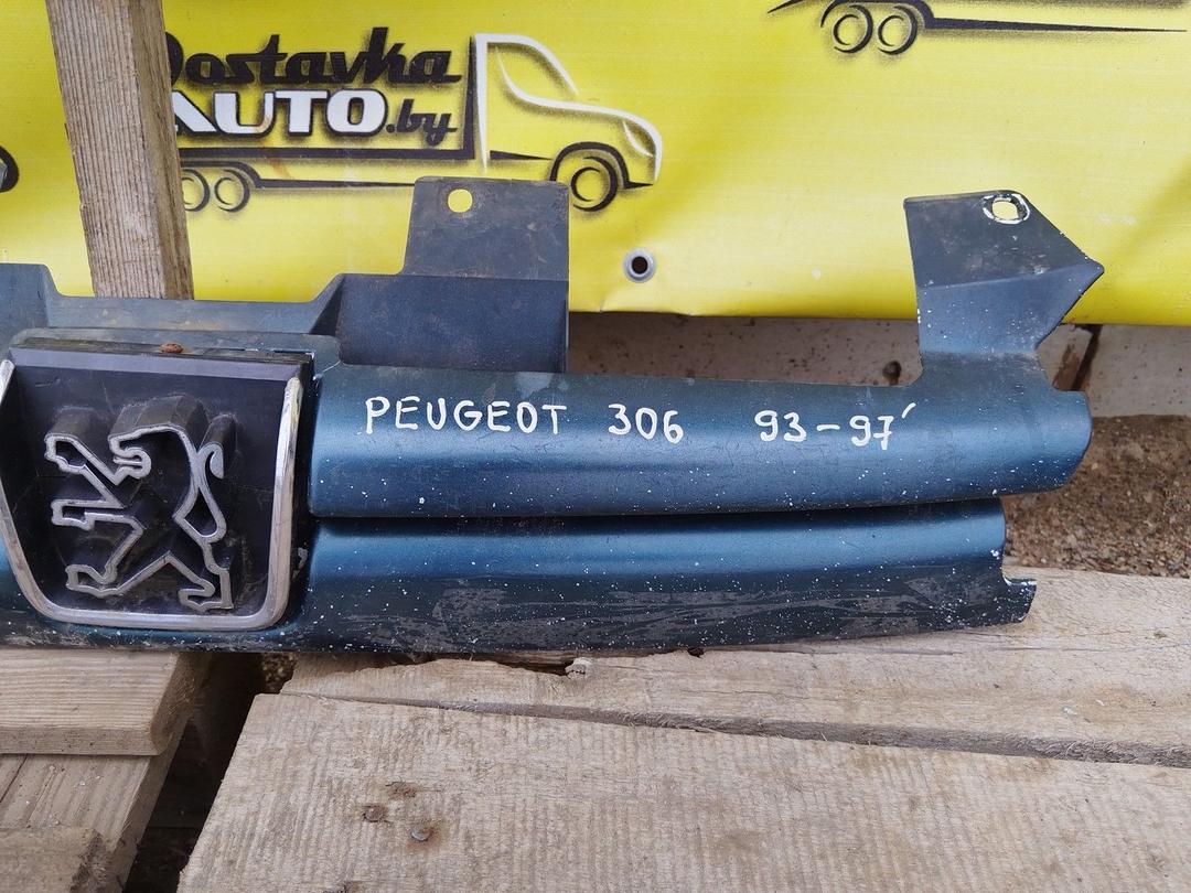 Решетка радиатора WF02T1 Peugeot 306 купить с доставкой