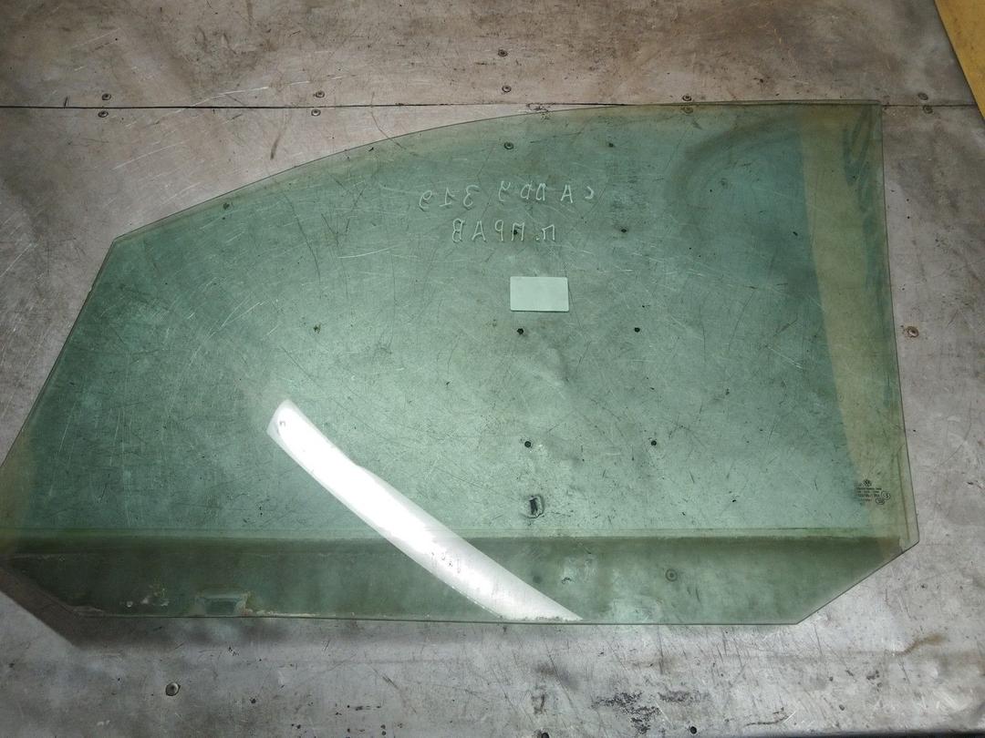 Стекло двери передней правой QQA4I7 Volkswagen Caddy купить с доставкой