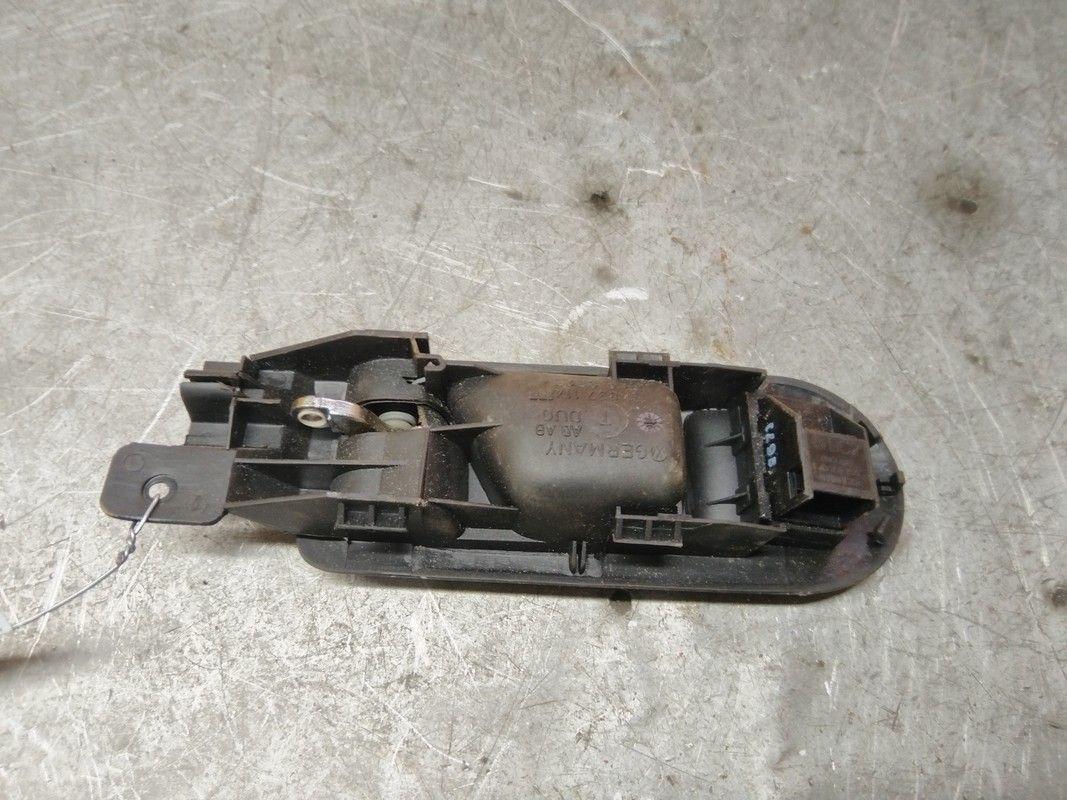 Ручка внутренняя передняя правая DNVCU4 Volkswagen Passat купить