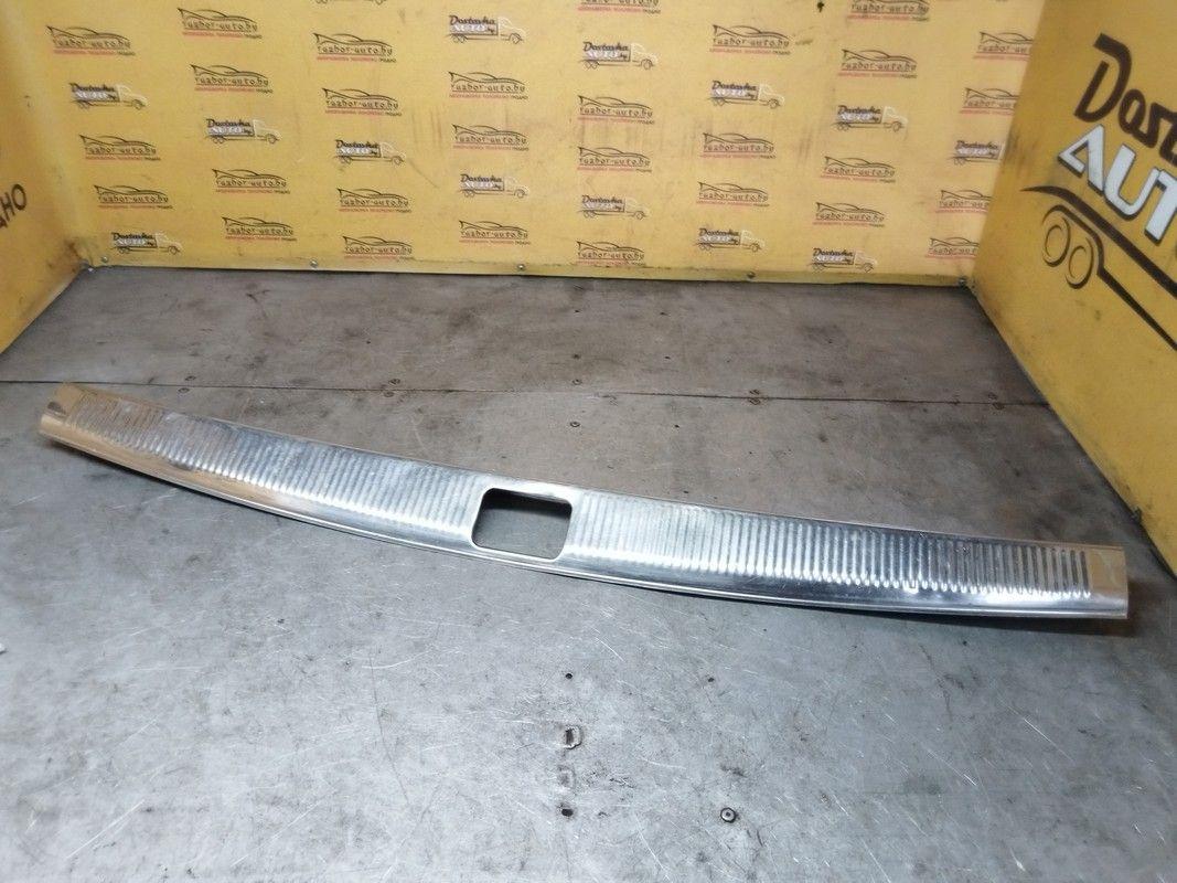 Пластик багажника WIUC9V Audi A6